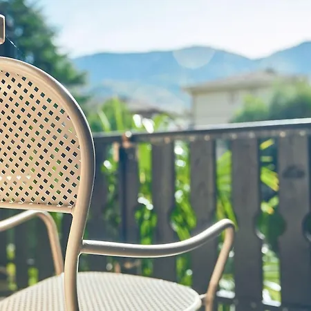 Clato Living - Etschmann With Balcony Апартаменти Мерано