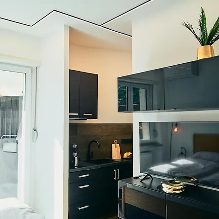 Clato Living - Etschmann With Balcony * Мерано
